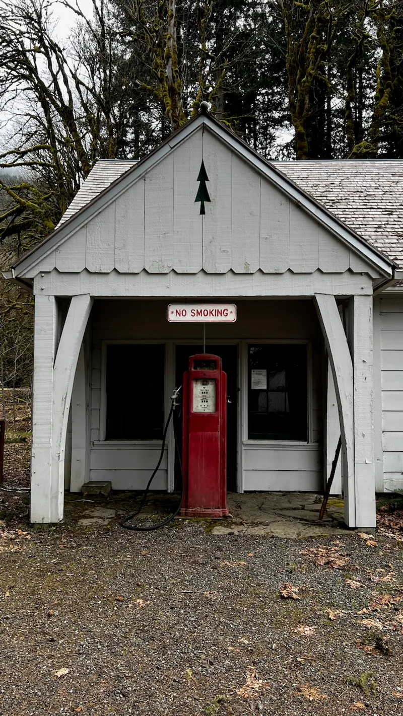 gas_station
